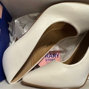 Trary Elegant White Heels
